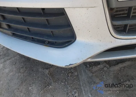 2010 Audi A4 2.0T Premium из США, поврежденный, VIN WAUDFAFL2AN036426